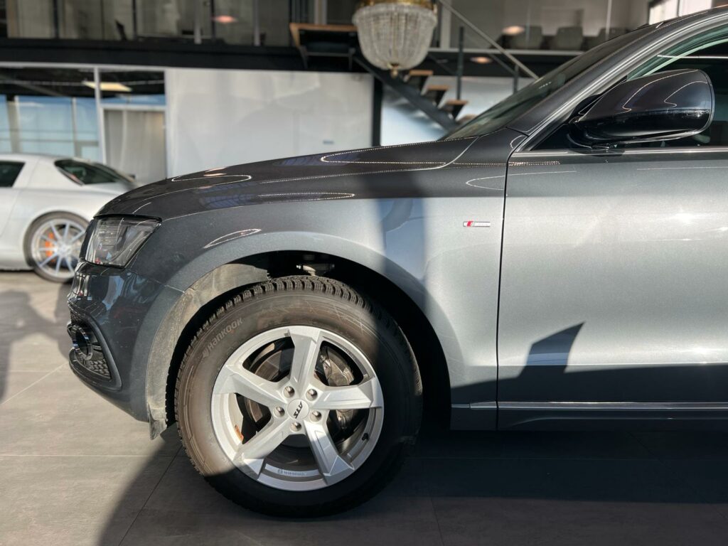 Audi Q5 2.0 TFSI 225 S-LINE QUATTRO