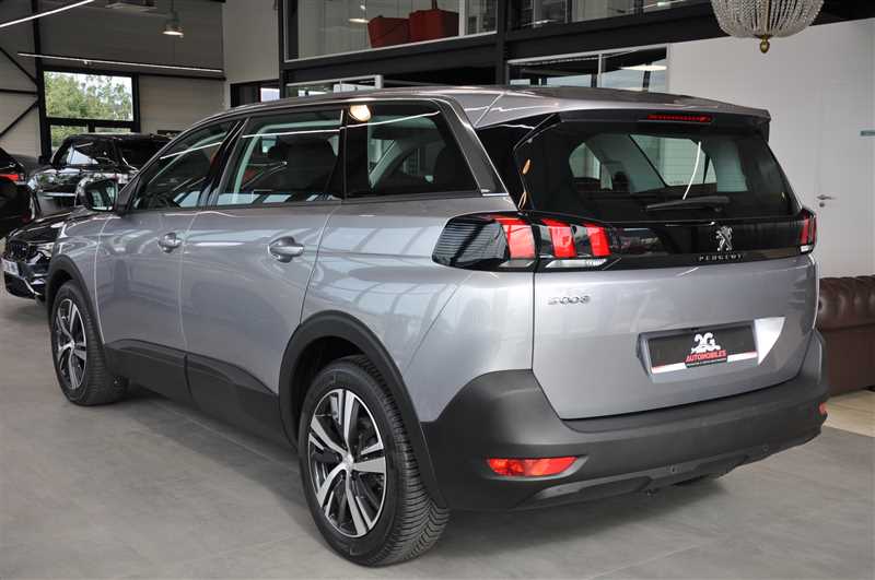 PEUGEOT 5008 7 places Blue HDI 130 s&s EAT8 315.62/mois