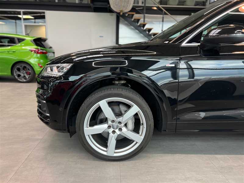 Audi Q5 QUATTRO 55 TFSI hybride S-line S-tronic