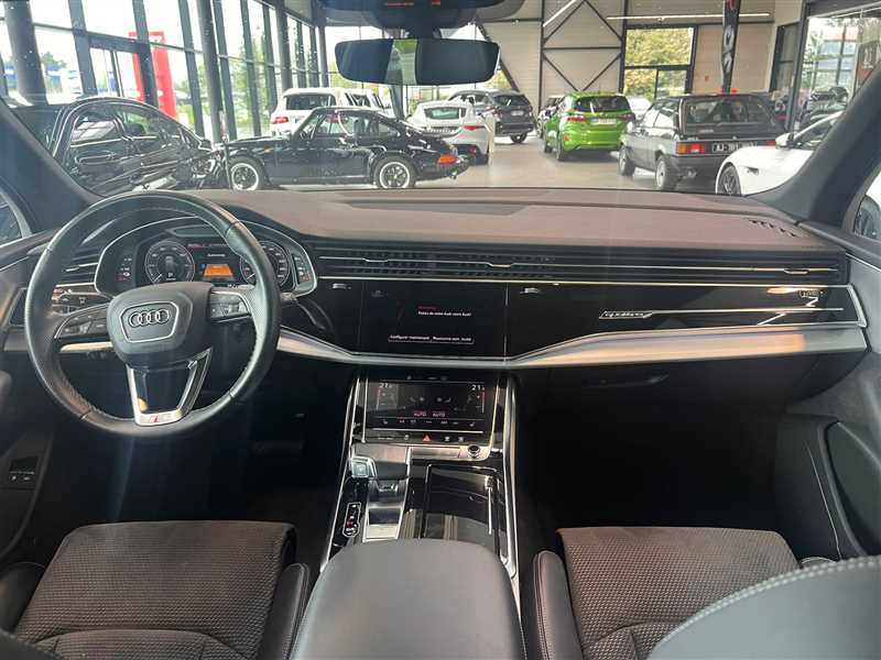 Audi Q7 55 TFSIe S-LINE QUATTRO S-TRONIC