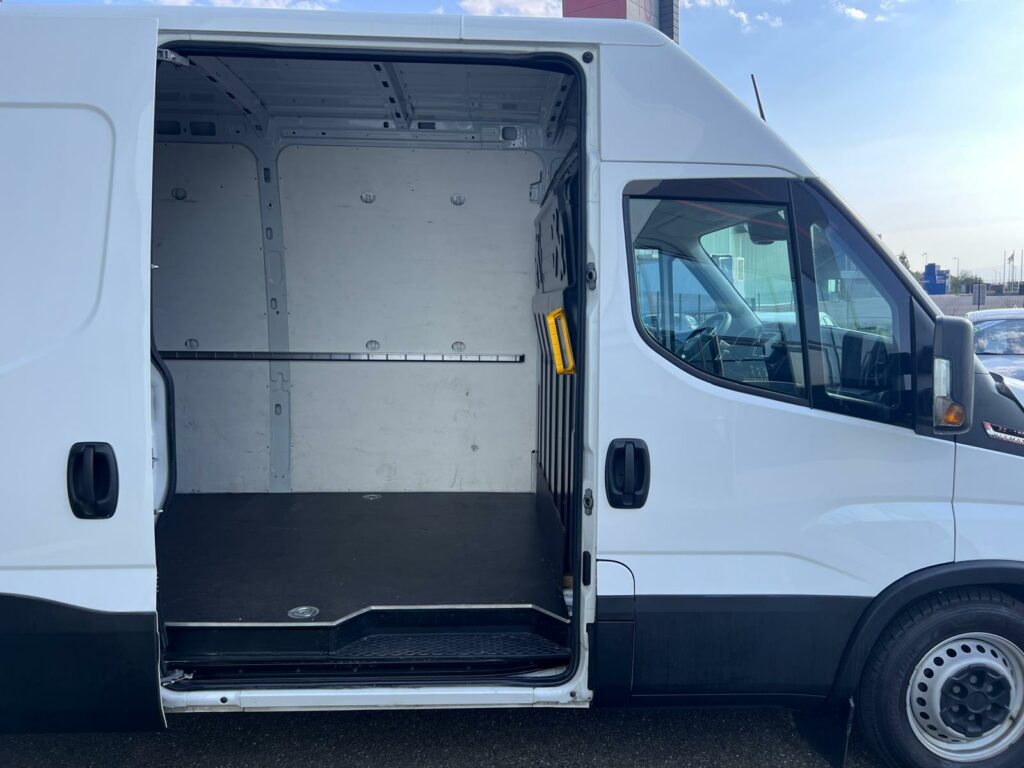 IVECO Daily 35 L5 H2 3.0 Automatique