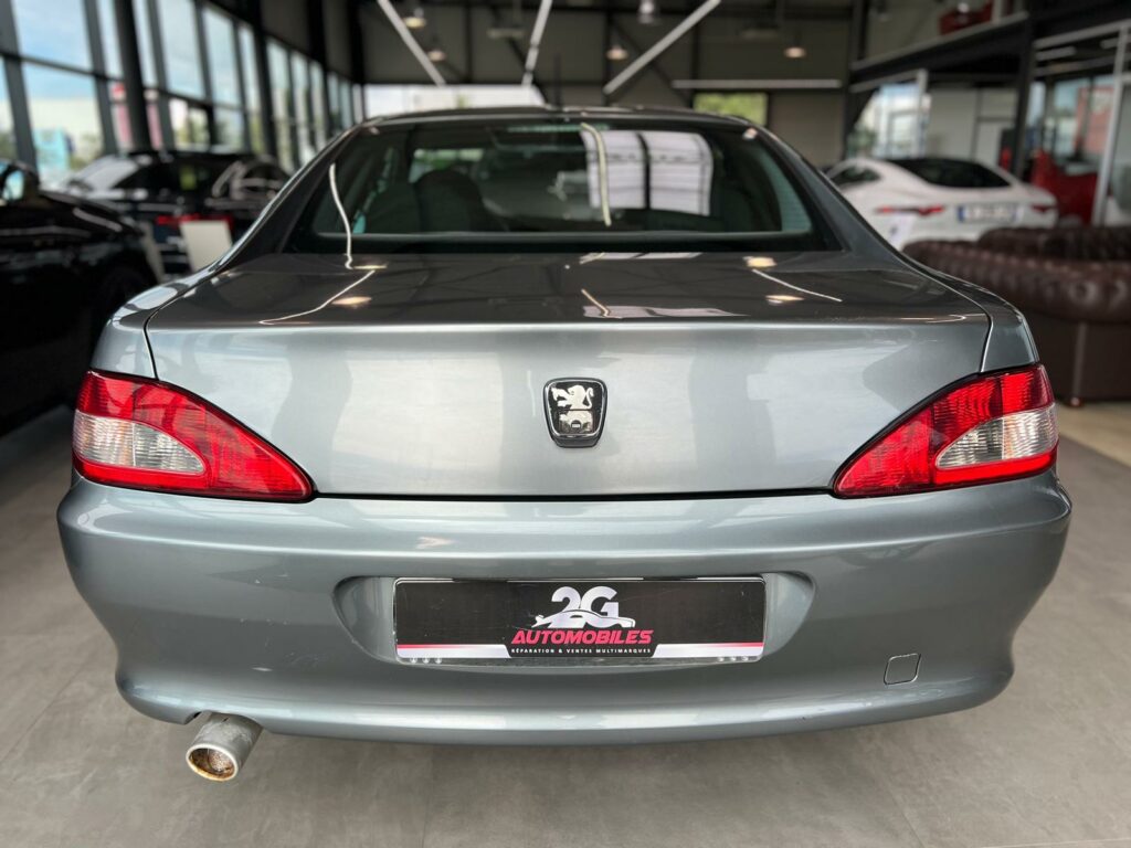 PEUGEOT 406 Coupé 2.2 HDI Pack