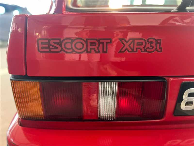 Ford ESCORT pk RS 1.6 XR3i