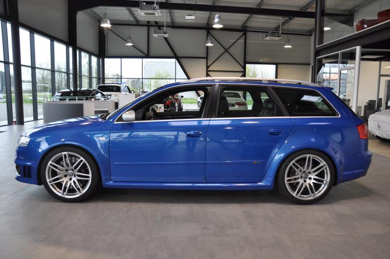 Audi RS4 AVANT B7 4.2 V8 420 BVM