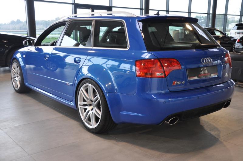 Audi RS4 AVANT B7 4.2 V8 420 BVM