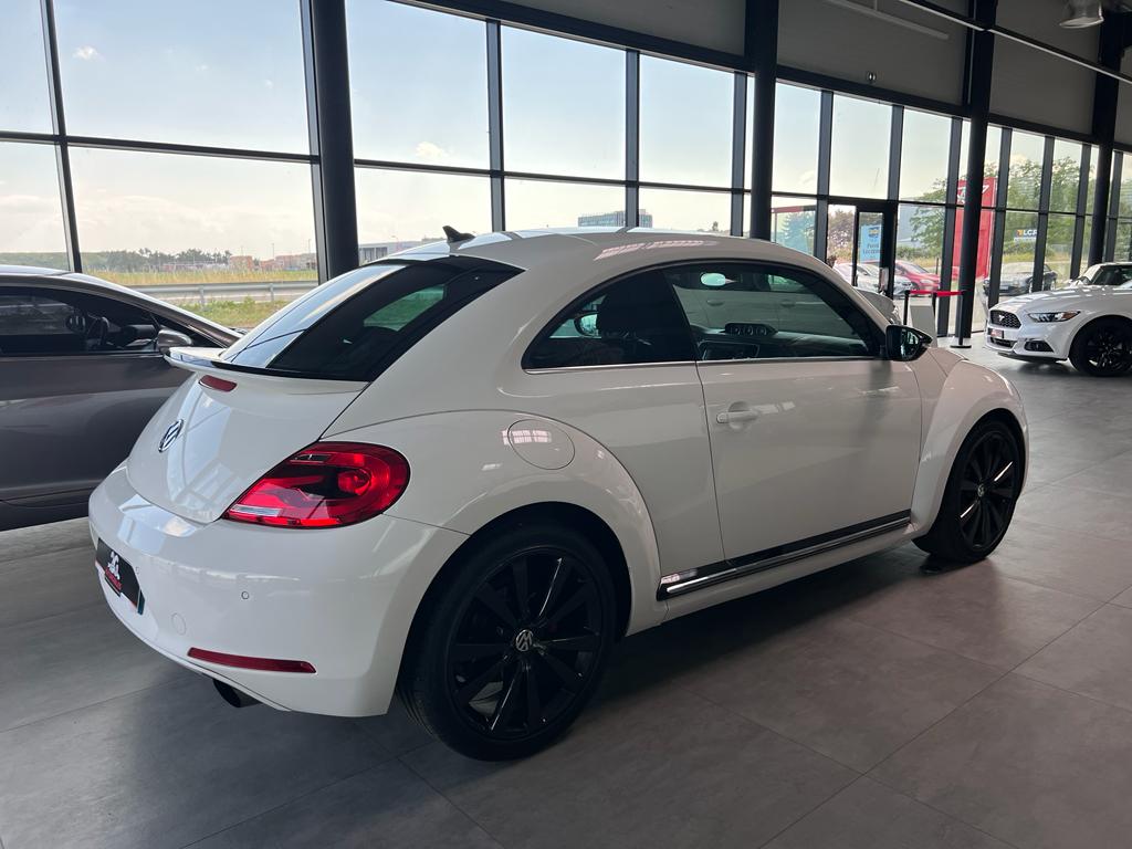 VOLKSWAGEN BEETLE Sport 2.0 TSI DSG6